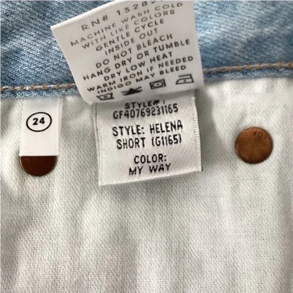 GRLFRND Helena Shorts in Distressed Light Blue SIZE 24 NWT - Picture 10 of 10